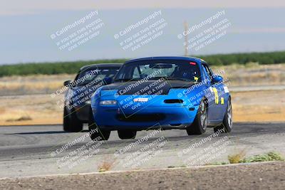 media/Jun-04-2022-CalClub SCCA (Sat) [[1984f7cb40]]/Group 1/Qualifying (Sweeper)/